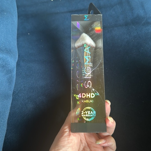 Sigma Beauty 4DHD™ KABUKI BRUSH - Picture 5 of 5